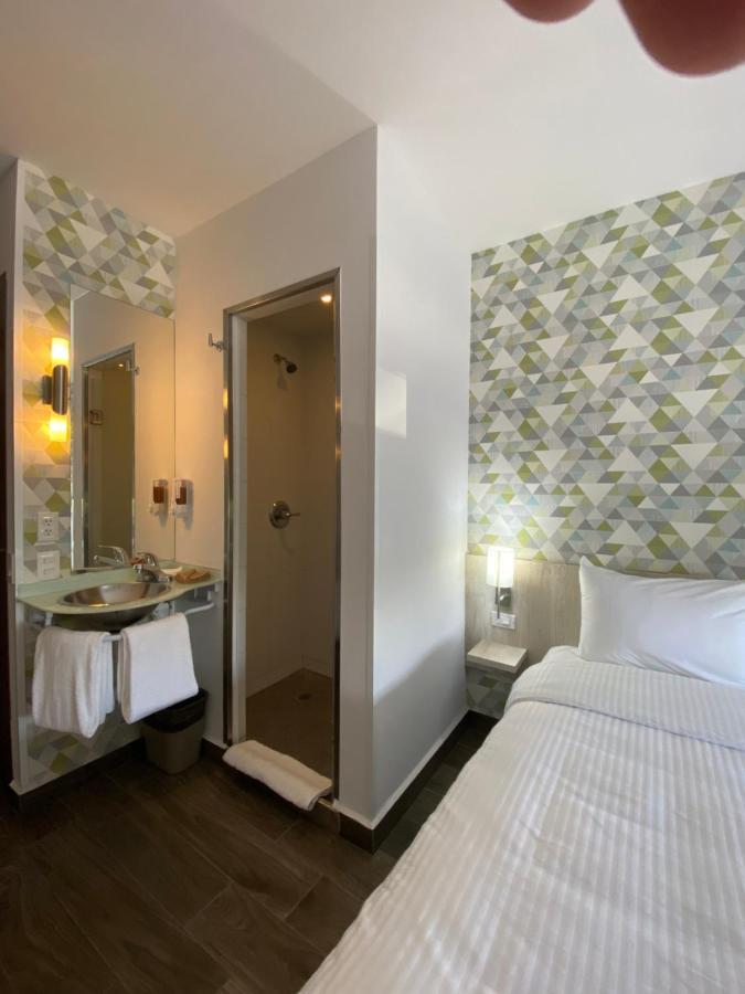 Hotel Hi! Monterrey Aeropuerto à Apodaca Extérieur photo